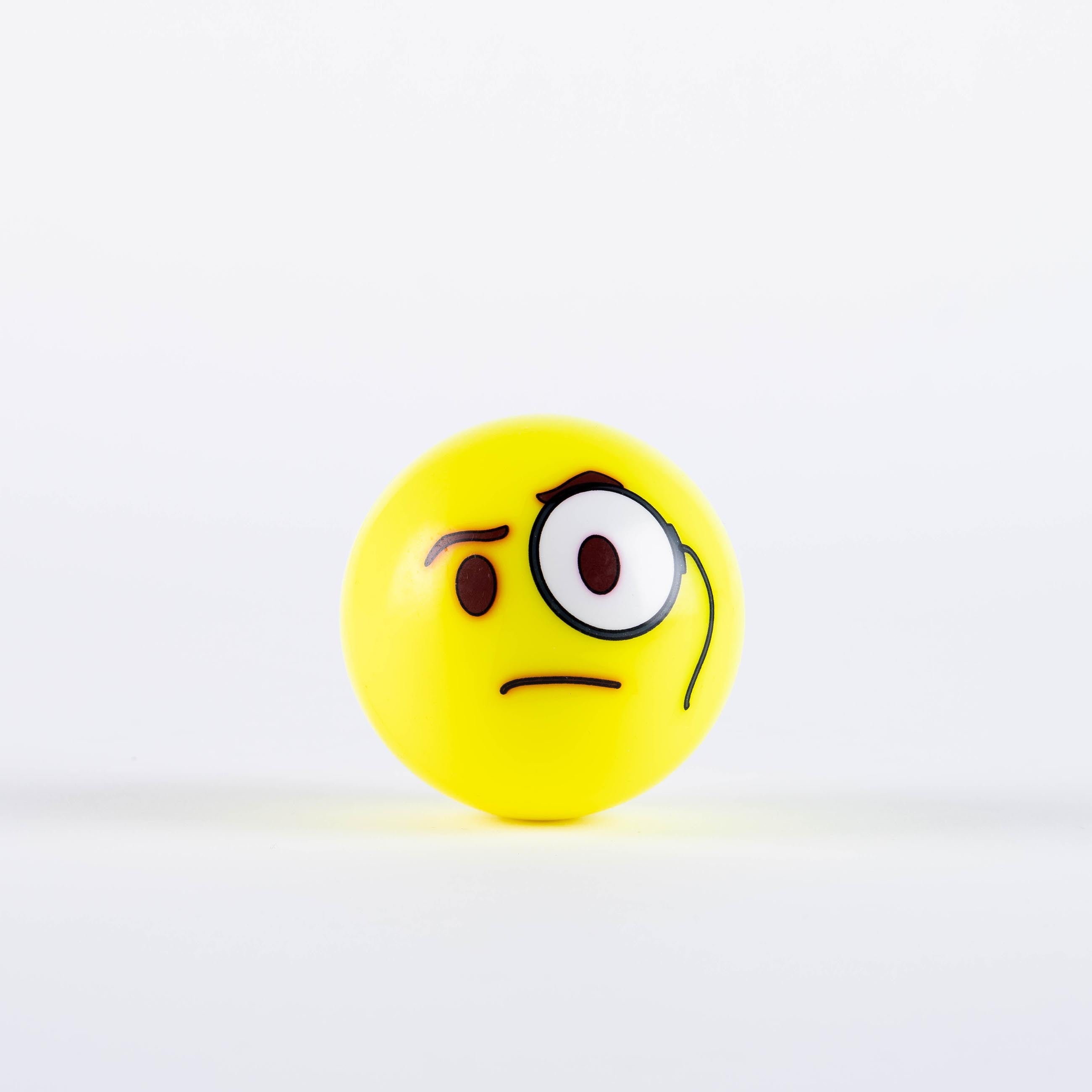 grays-emoji-balls-pallina-da-hockey-allenamento-giallo-fluo image 4