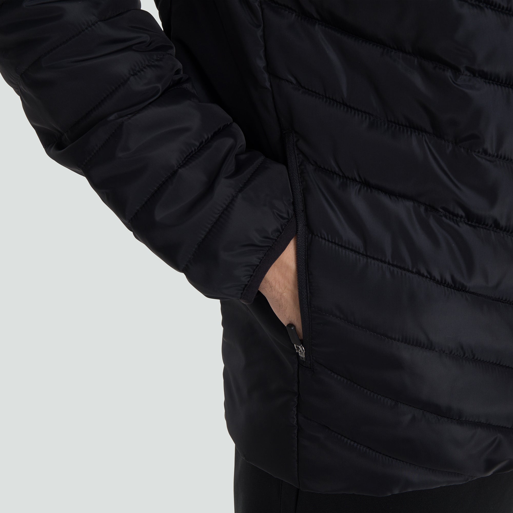 canterbury-lightweight-uomo-giacca-imbottita-leggera-nera image 2
