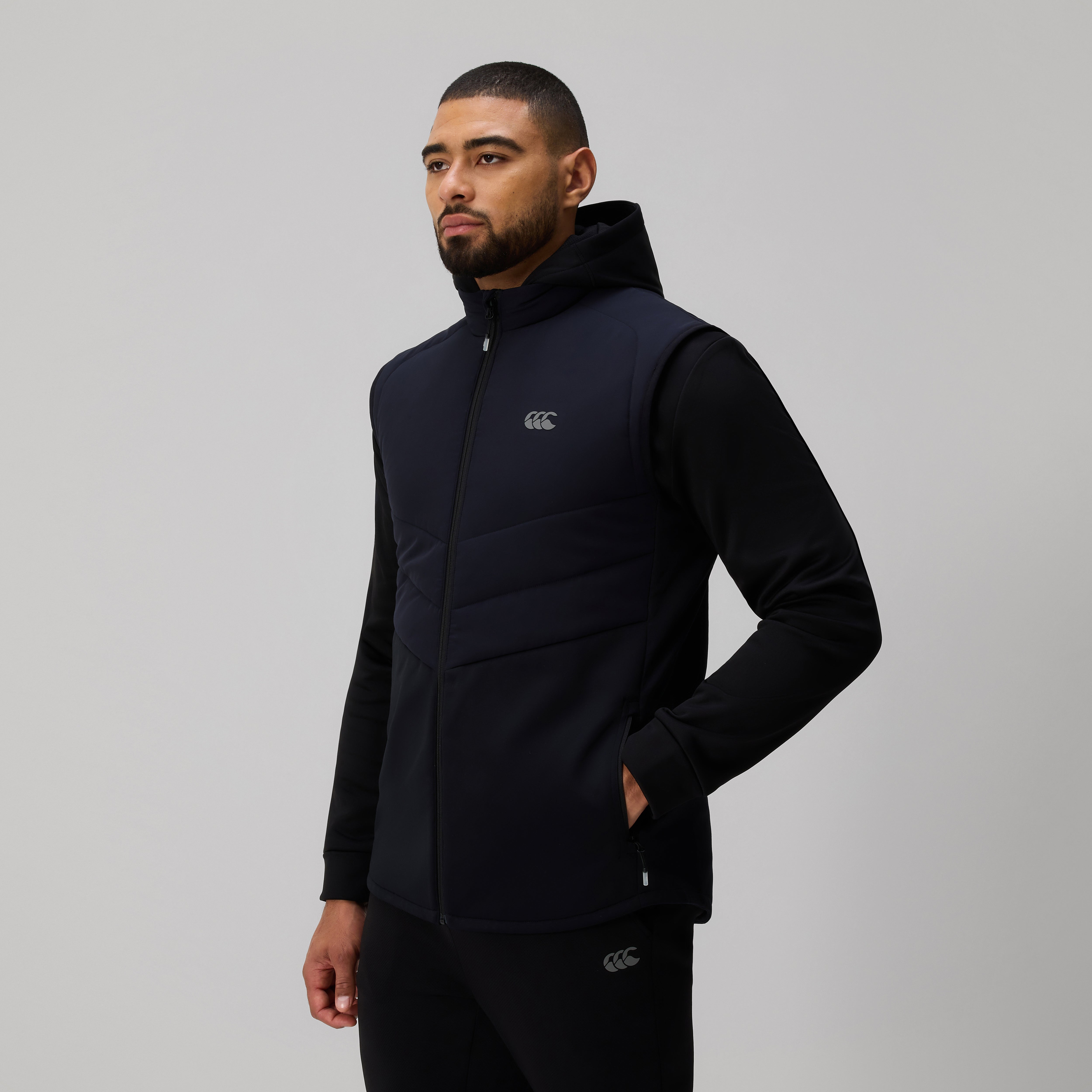canterbury-tempo-gilet-smanicato-uomo-nero image 4