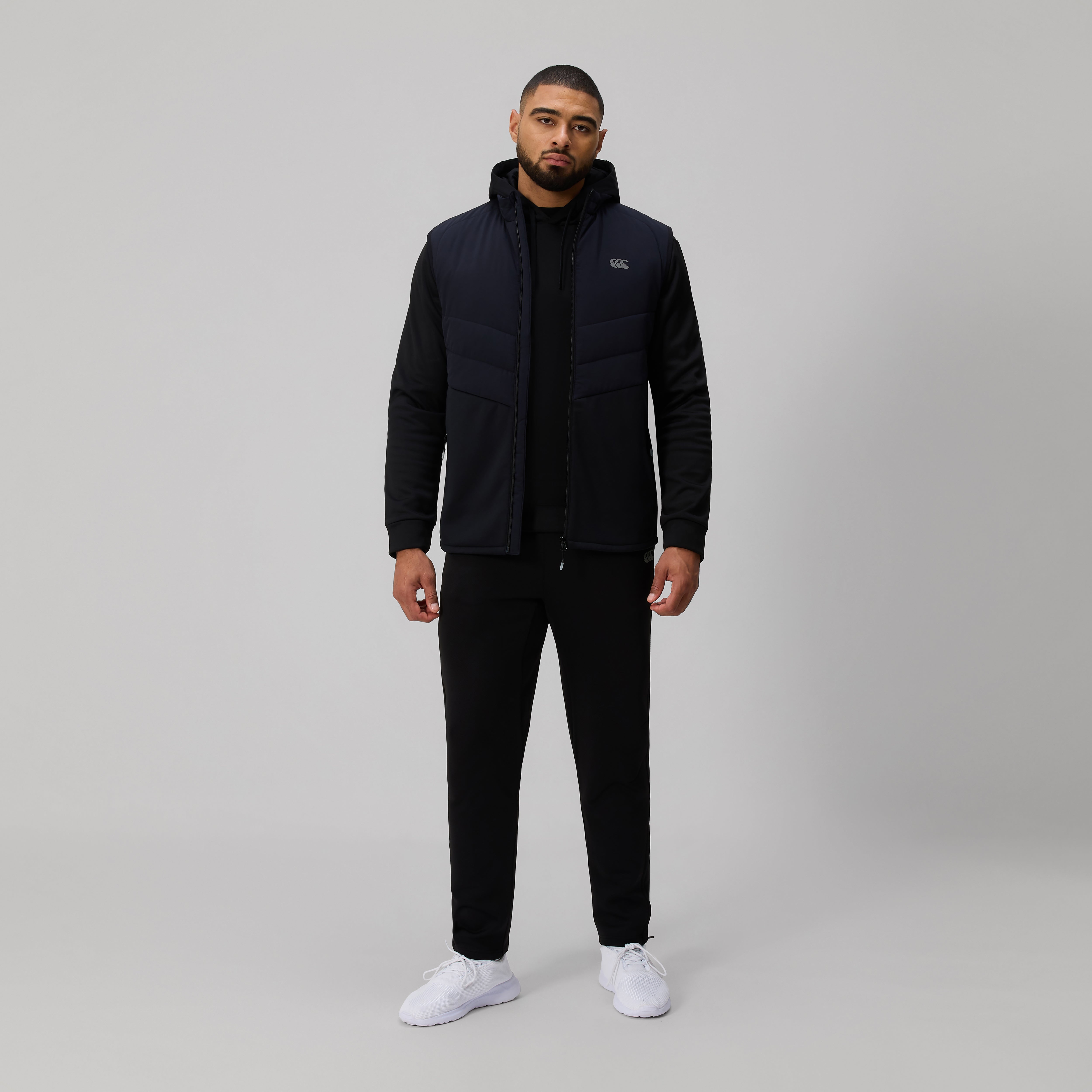 canterbury-tempo-gilet-smanicato-uomo-nero image 2