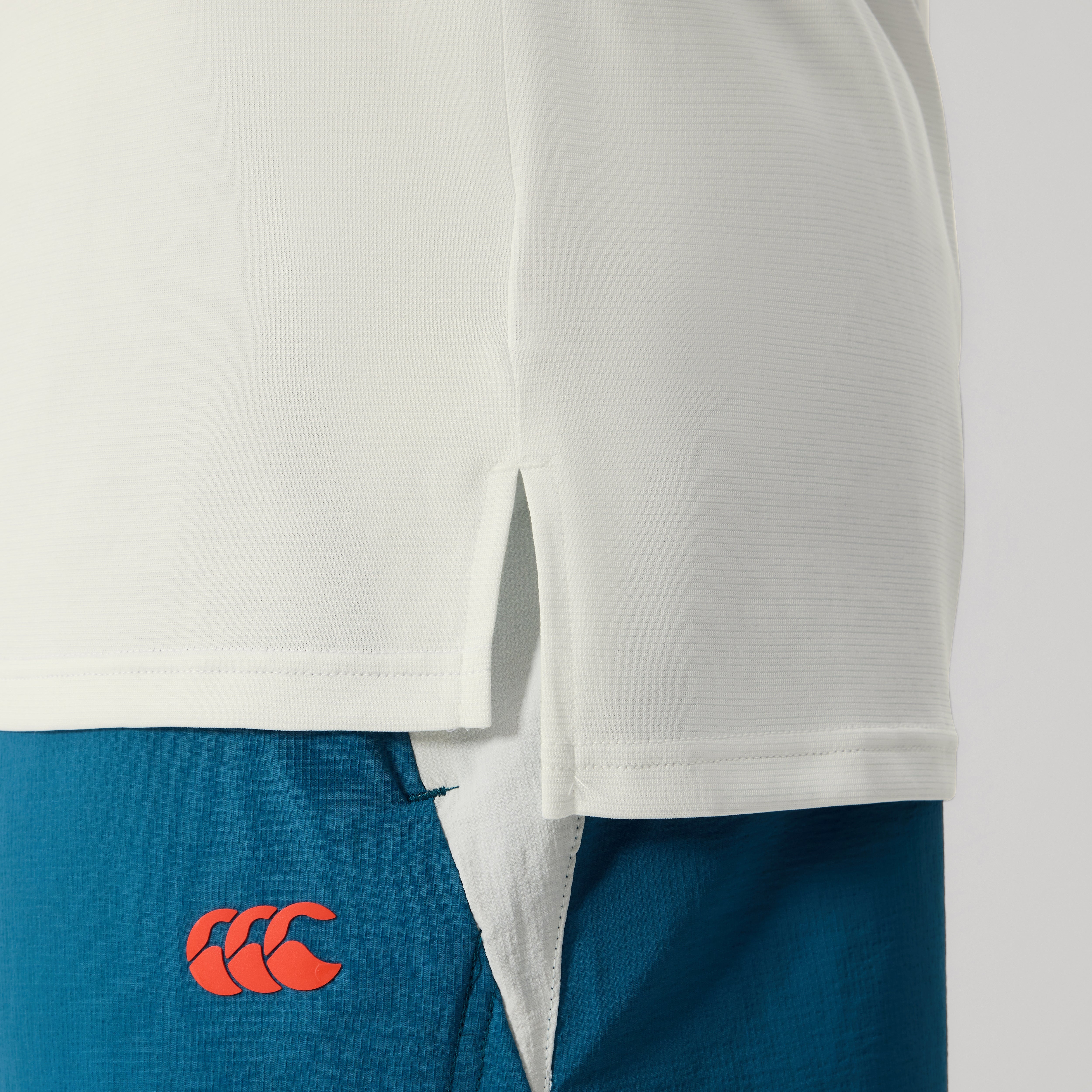 canterbury-tempo-t-shirt-allenamento-uomo-bianco-blu image 8