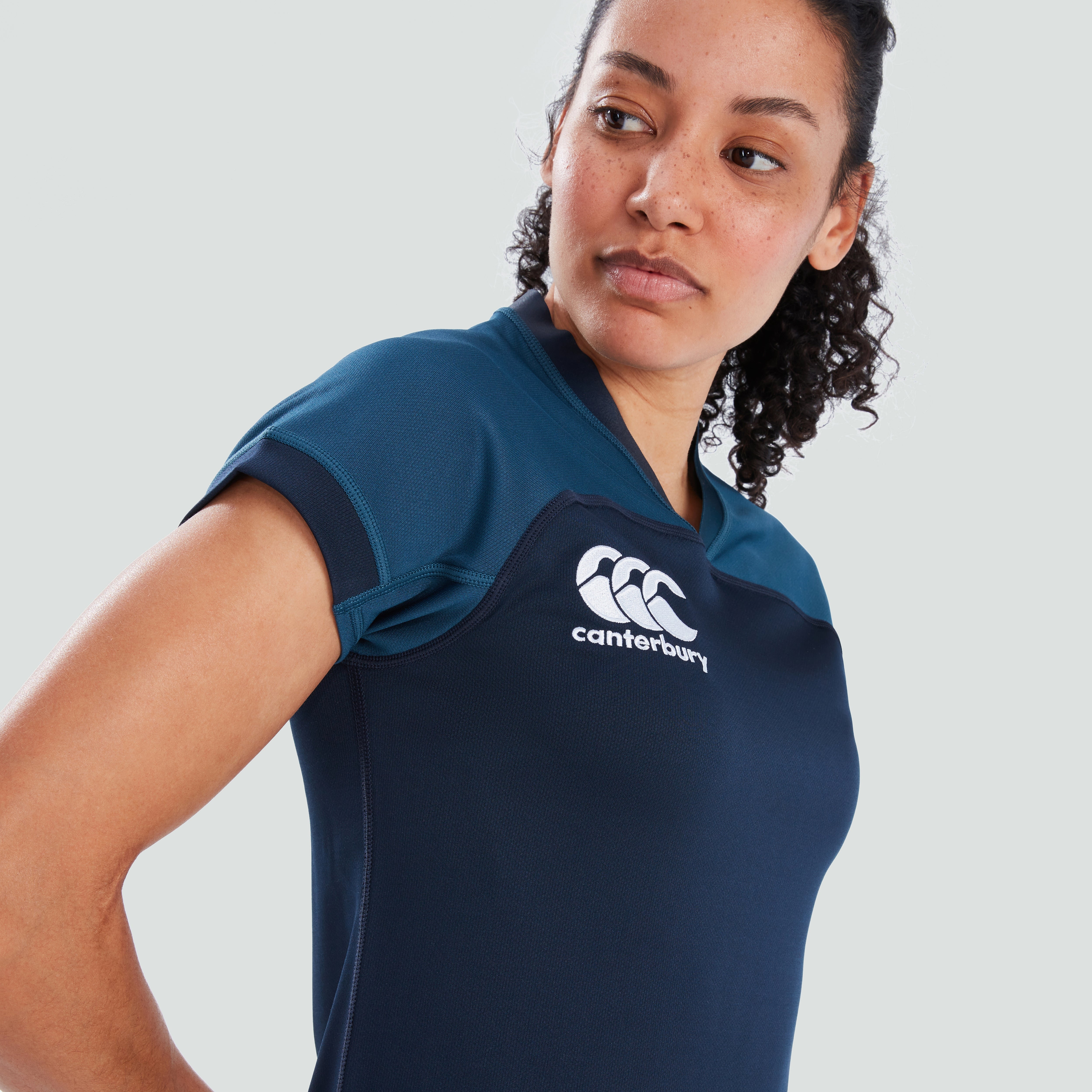 canterbury-vapodri-evader-maglia-rugby-donna-blu-navy-2 image 6