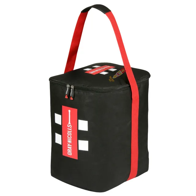 gray-nicolls-chorley-district-cc-senior-borsone-porta-palline-nero-rosso image 1