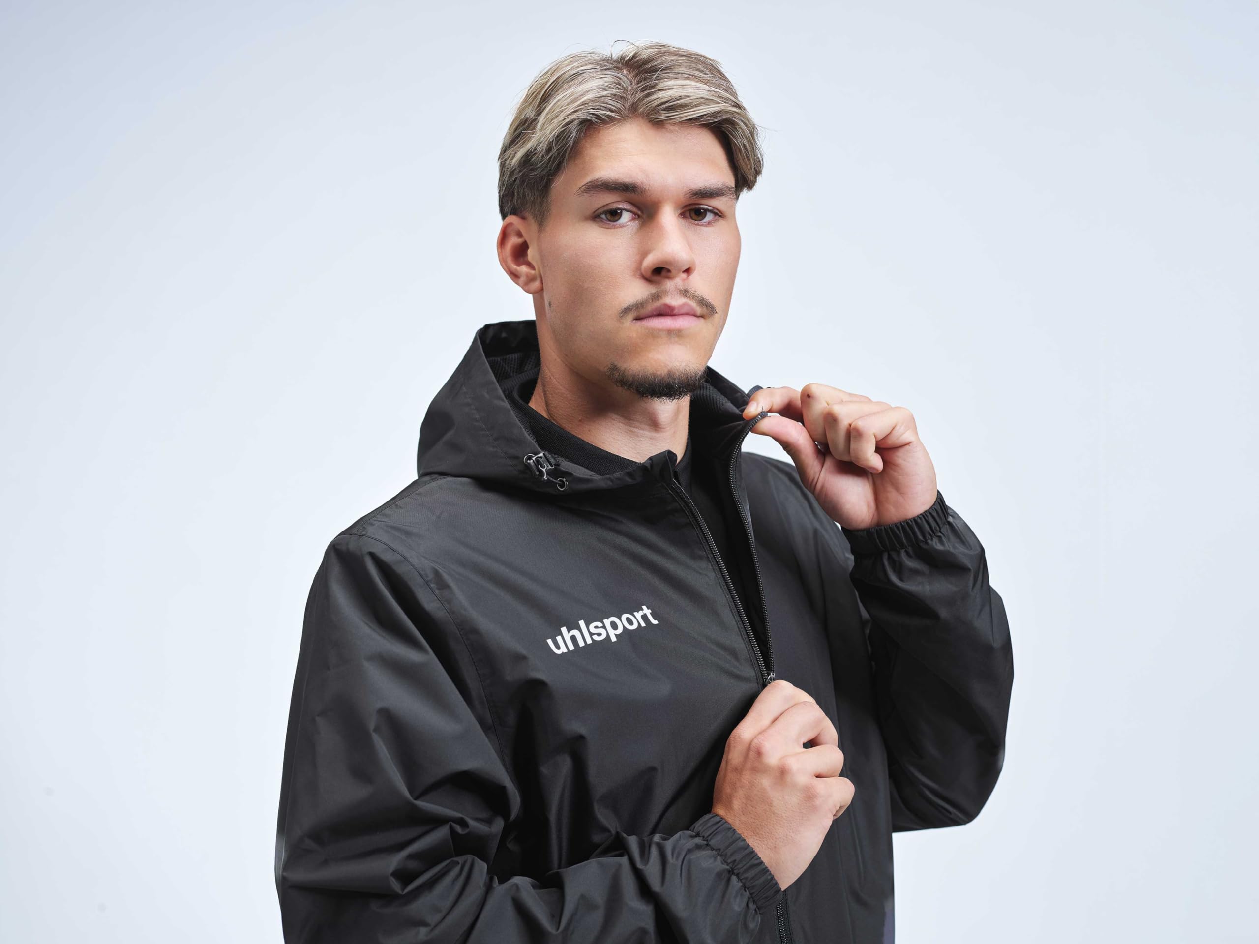 uhlsport-essential-regenjacke-giacca-antipioggia-sportiva-uomo image 5
