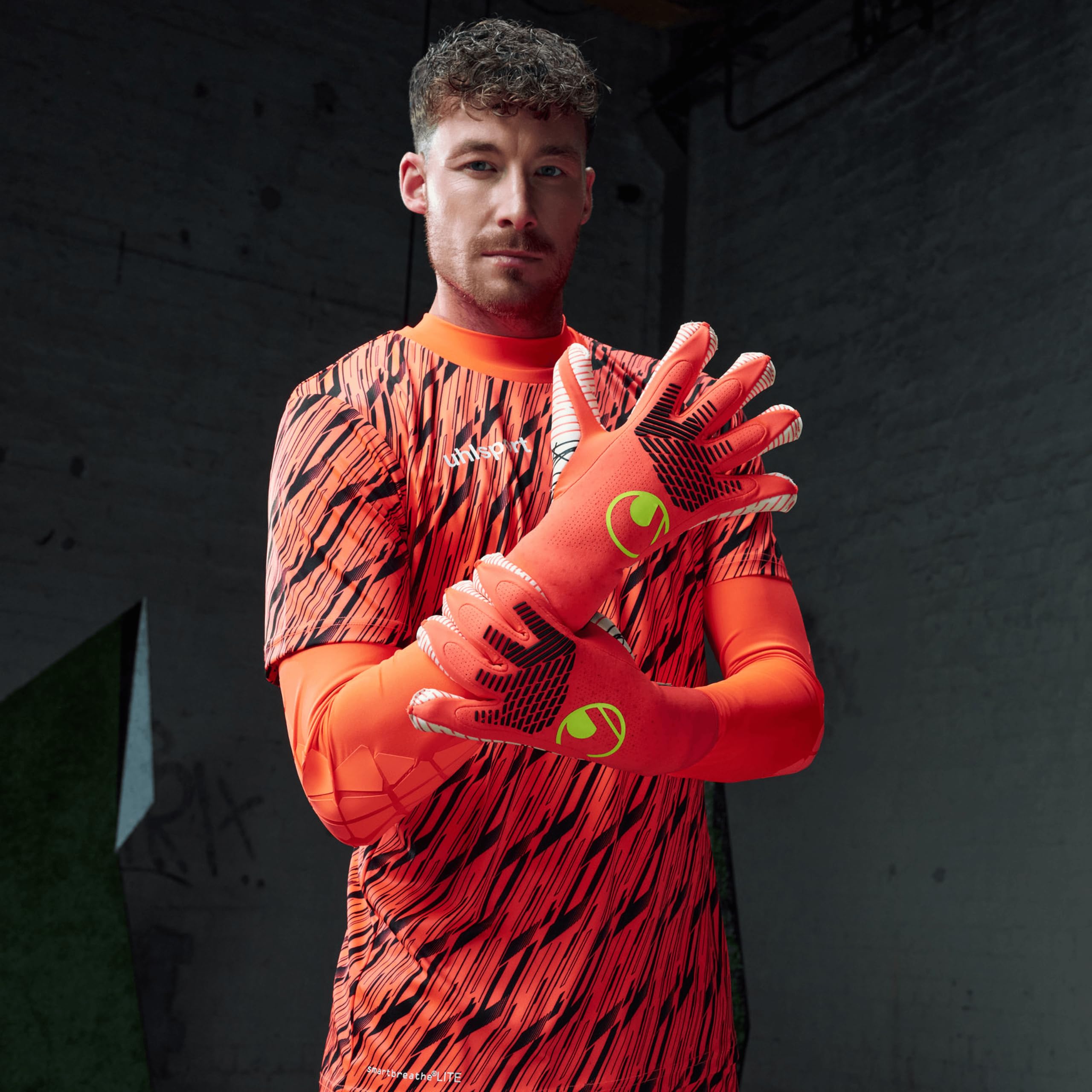 uhlsport-fm-zne-ultragrip-hybd-guanti-portiere-calcio-uomo image 5