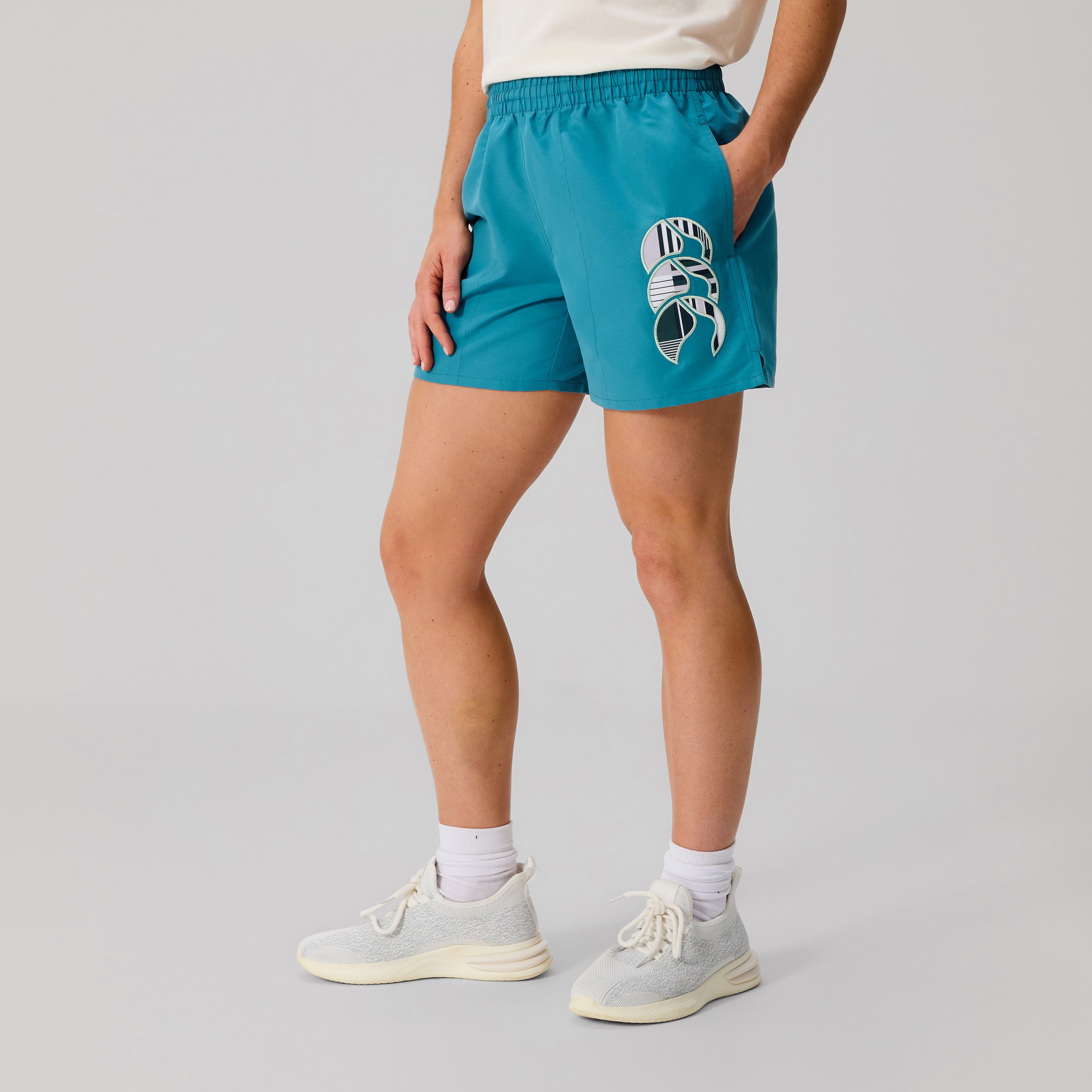 canterbury-womens-uglies-tactic-shorts-blu image 3