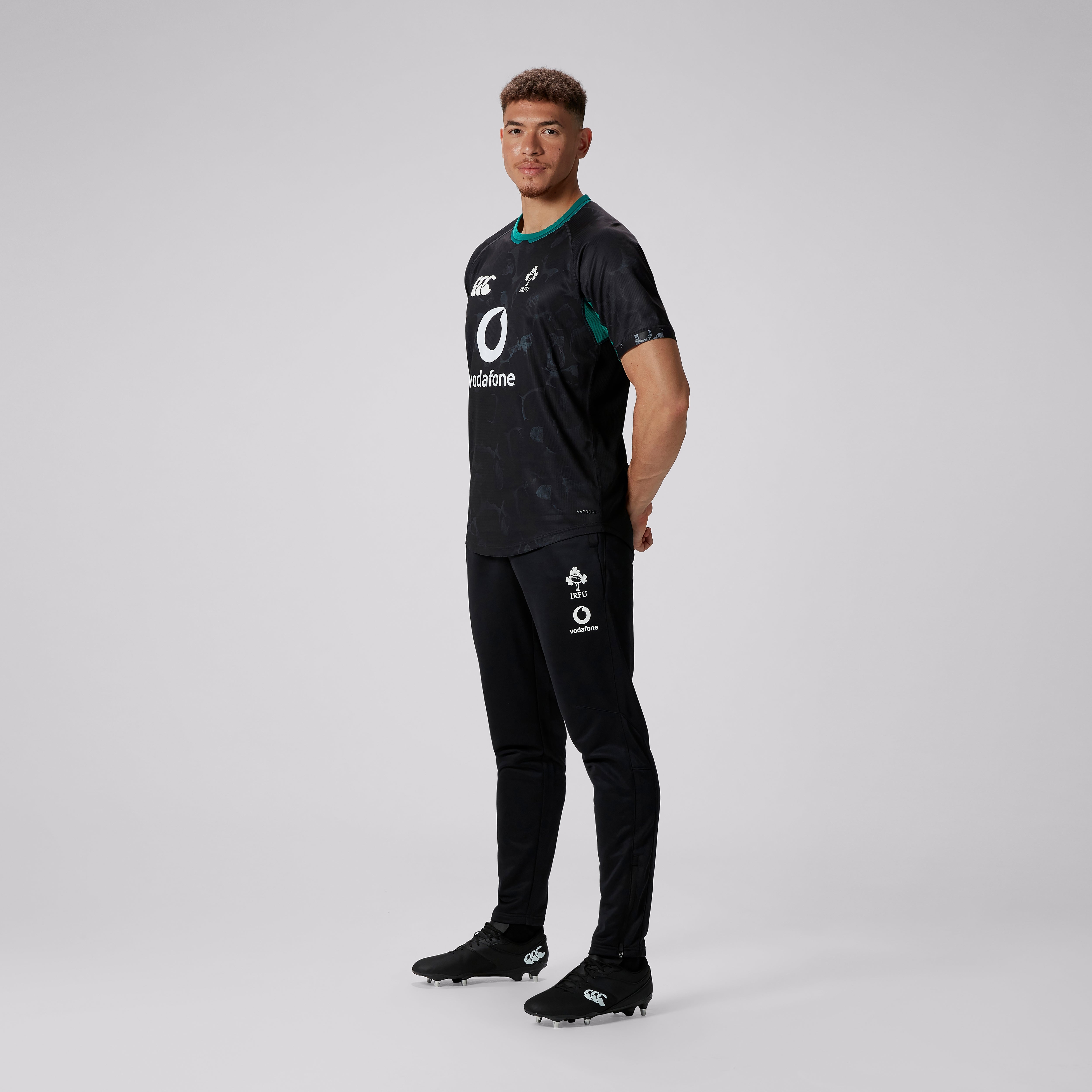 canterbury-ireland-pantaloni-tuta-uomo-nero image 1