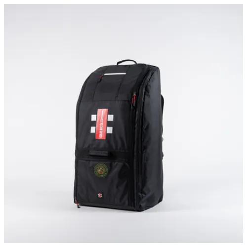 gray-nicolls-houghton-main-cc-coach-bag-senior-nera image 1