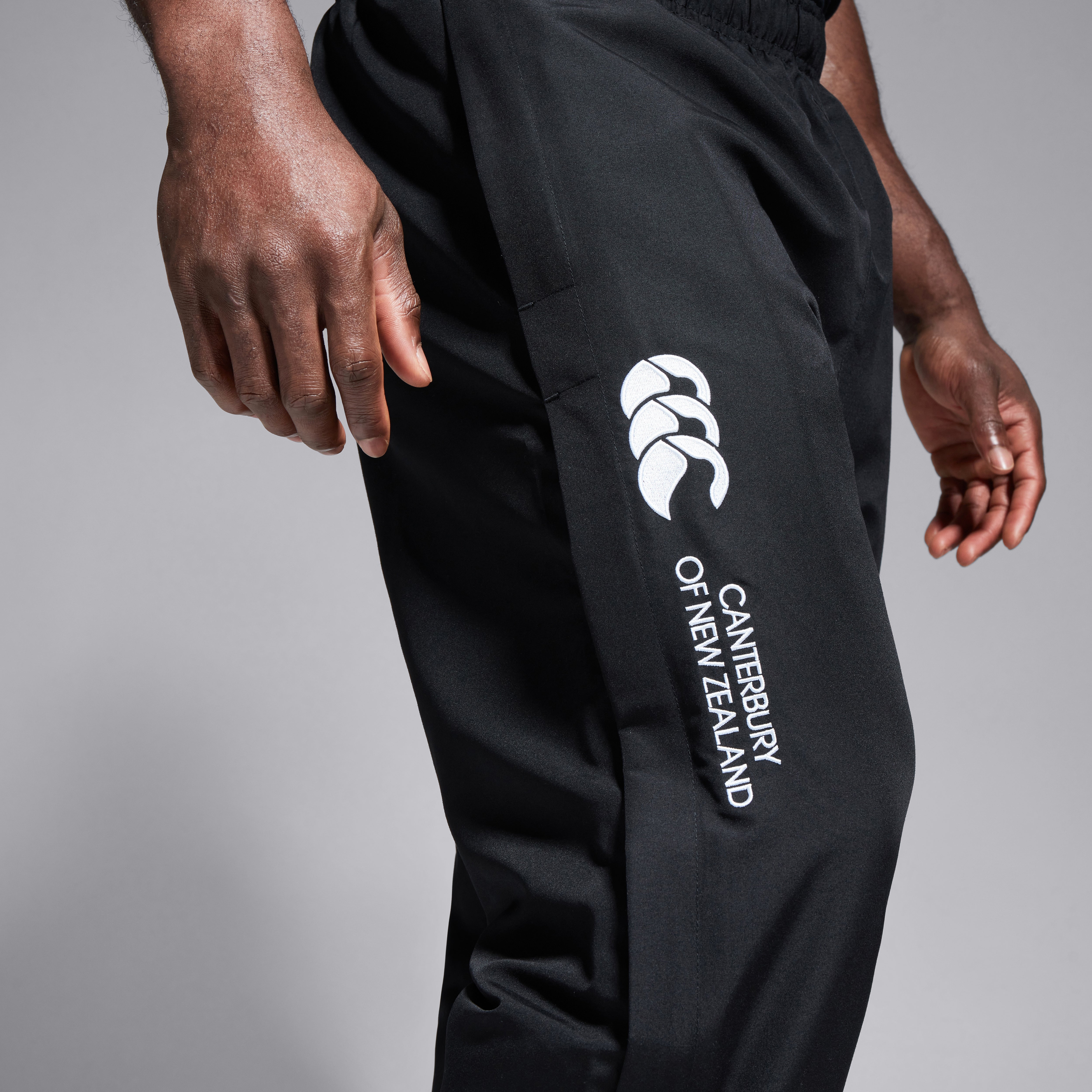 canterbury-open-hem-stadium-pant-uomo-pantalone-tuta-nero image 6